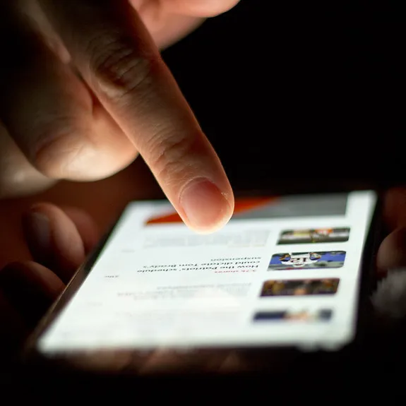 Cut the Feed: A Practical Guide to Finding What's Actually Worth Your Attention Online